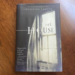Christina Lauren
The House /Teen & Young Adult Paranormal Romance